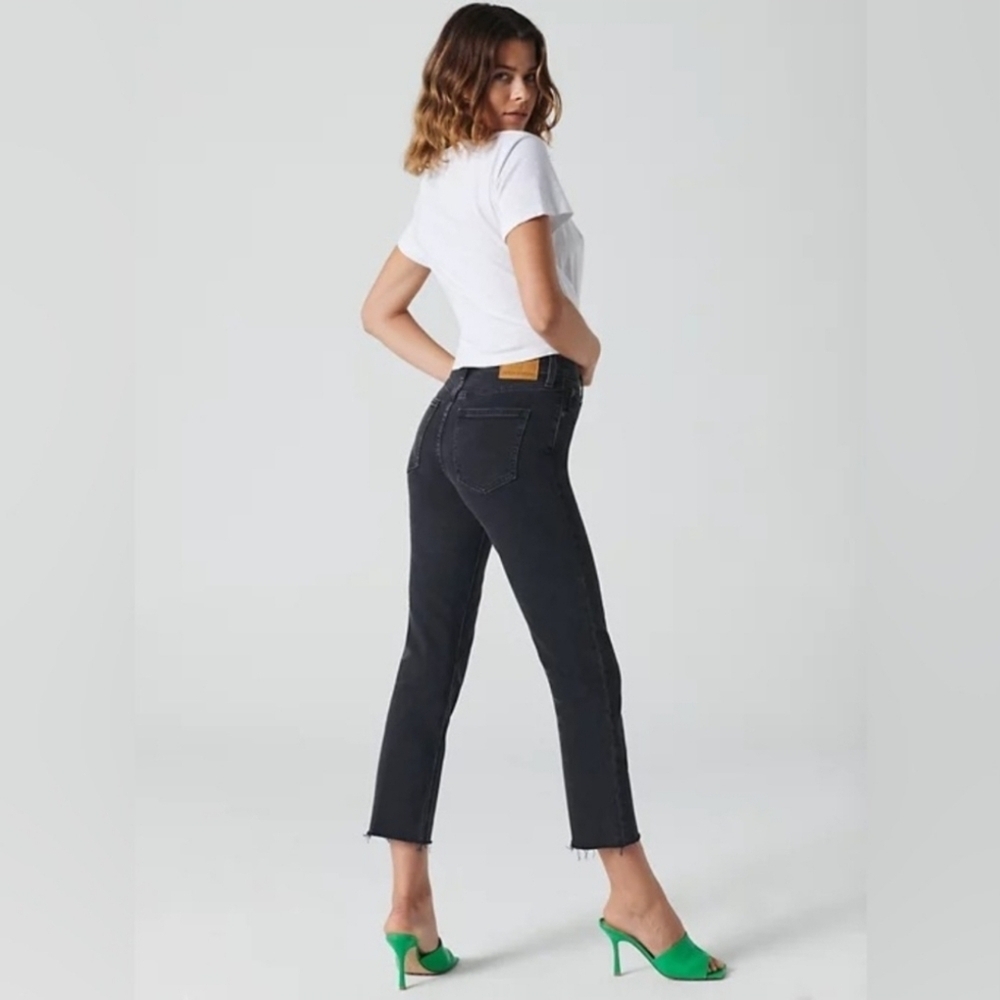 Aritzia Denim Forum The Arlo Hi-rise Straight Jeans 28L Sz 28